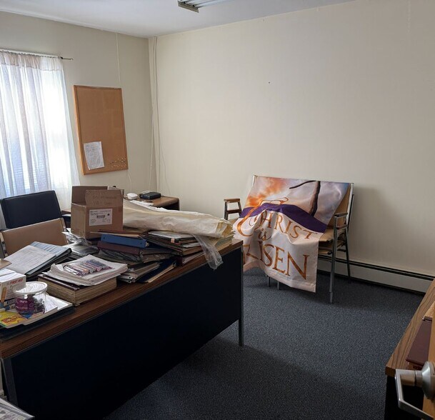 More Photos Of 106 TITICUS RD, North Salem General Retail For Sale