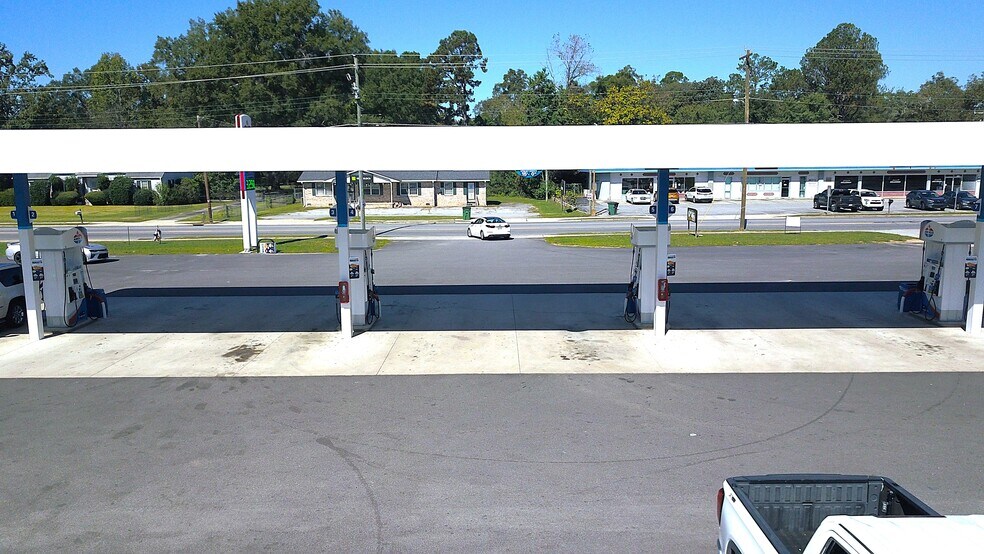 More Photos Of 341 S Main St, Bishopville Service Station For Sale