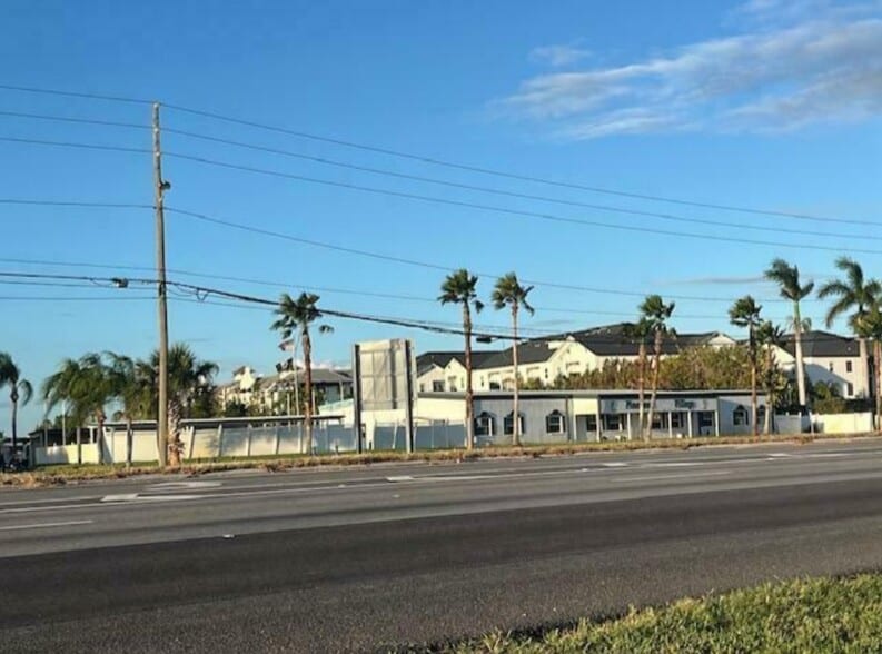 More Photos Of 10441 Gandy Blvd N, Saint Petersburg Manufactured Housing Mobile Home Park For Sale