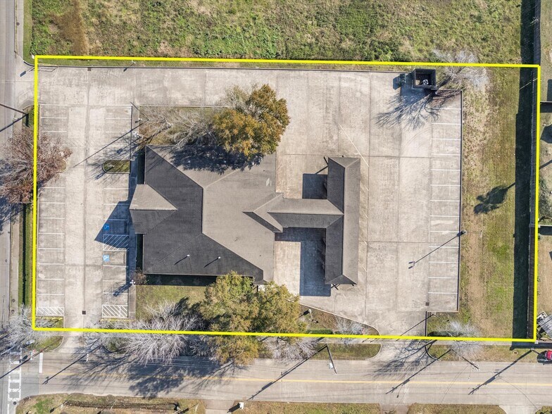 More Photos Of 910 Fairmont Pky, Pasadena Storefront Retail Office For Sale