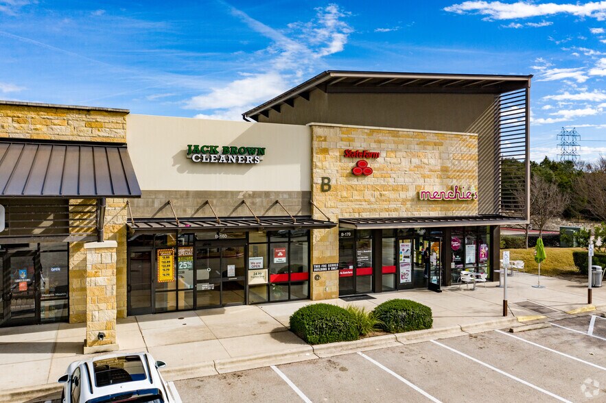 More Photos Of 5000 N Quinlan Park Rd, Austin Unknown For Lease