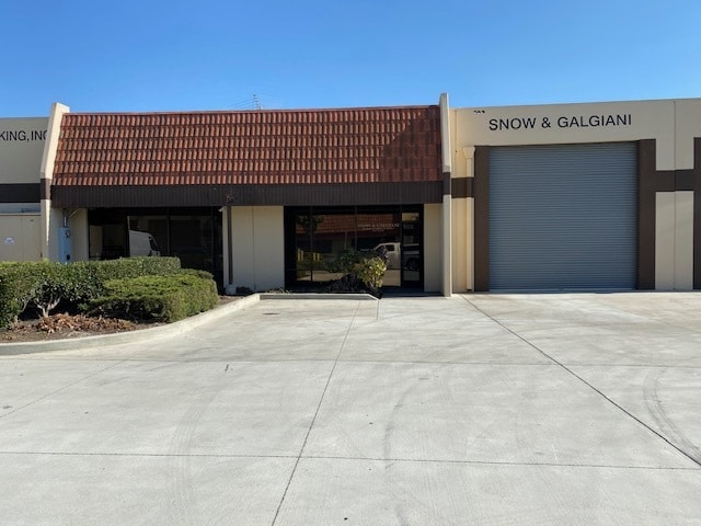 More Photos Of 380 Swift Ave, South San Francisco Warehouse For Lease