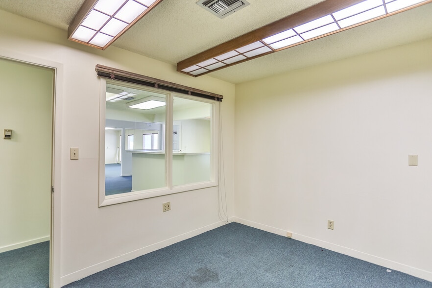 More Photos Of 2921 El Camino Ave, Sacramento Medical For Lease