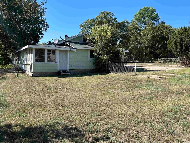 More Photos Of 429 Henderson St, Hot Springs Multifamily For Sale