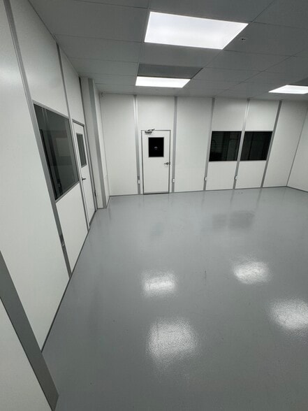 More Photos Of 190 E San Antonio Dr, King City Industrial For Sale