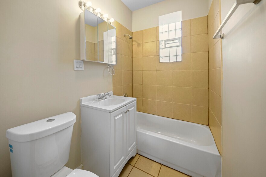 More Photos Of 3548 W 15th St, Chicago Apartments For Sale