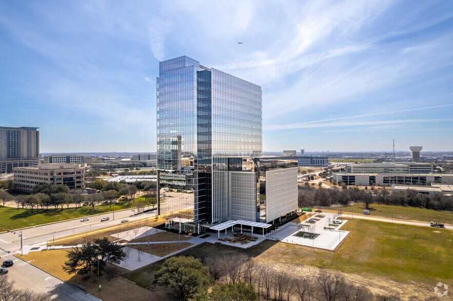 More Photos Of 6100 Legacy Dr, Plano Office For Lease