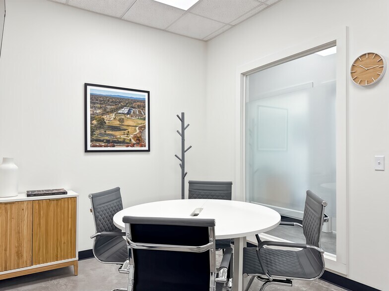 More Photos Of 17 E Stone Ave, Greenville Coworking Space