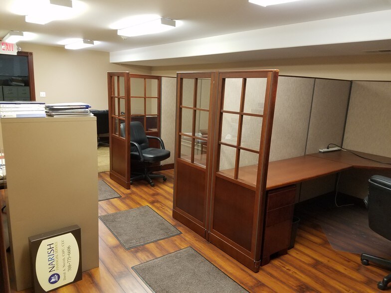 More Photos Of 10331-10335 W Lincoln Hwy, Frankfort Office For Sale