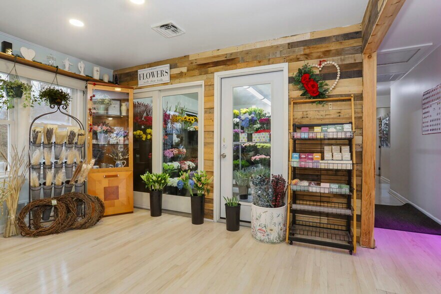 More Photos Of 1103 Route 82, East Fishkill Freestanding For Sale