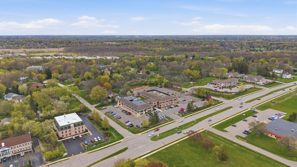 More Photos Of 17000 W North Ave, Brookfield Medical For Lease