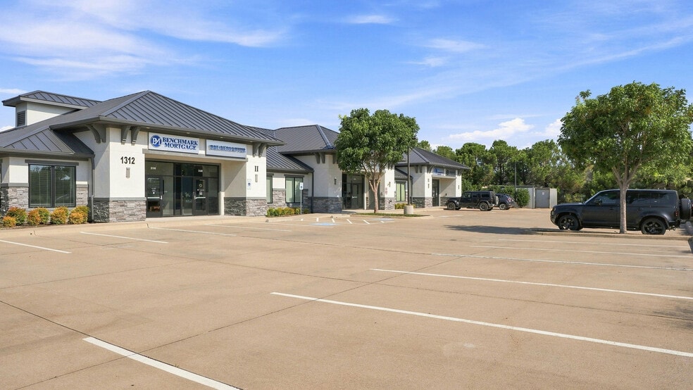 More Photos Of 1312 W Exchange Pky, Allen Medical For Sale