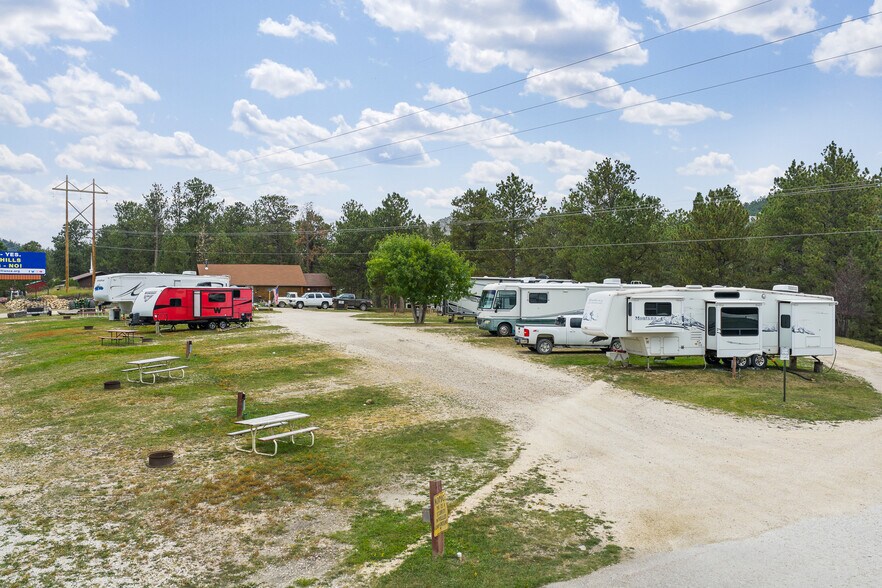 More Photos Of 1116 N 5th St, Custer Trailer Camper Park For Sale