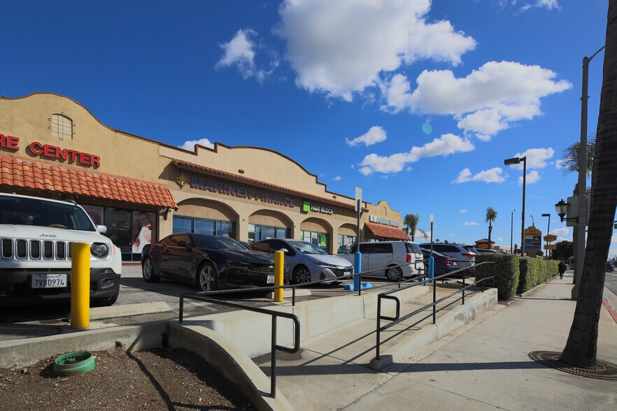 More Photos Of 1201-1225 Truman St, San Fernando Unknown For Lease