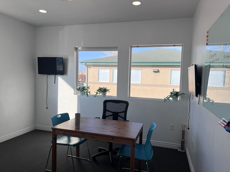 More Photos Of 1086 N 450 W, Springville Light Manufacturing For Lease