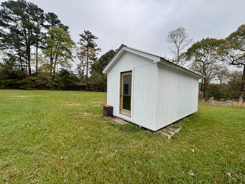 More Photos Of 5097 FM 1374 Rd, Huntsville Specialty For Sale