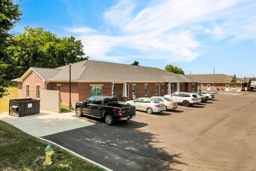 More Photos Of 140-154 Legacy View Way, Knoxville Office For Sale