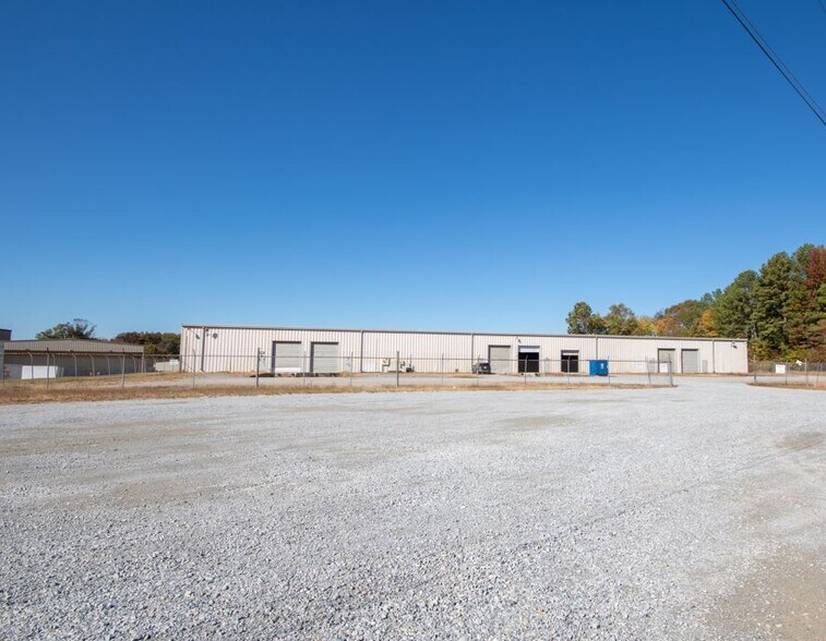 More Photos Of 9320 Madison Blvd, Madison Warehouse For Lease