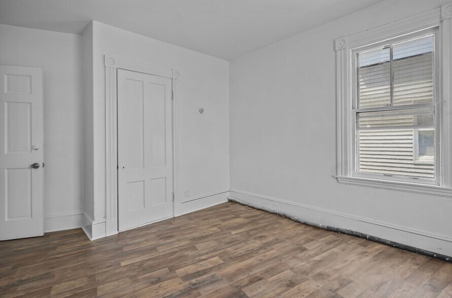 More Photos Of 49-51 County St, New Bedford Apartments For Sale