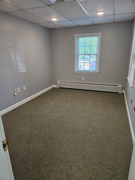 More Photos Of 16 Centre St, Concord Office For Lease