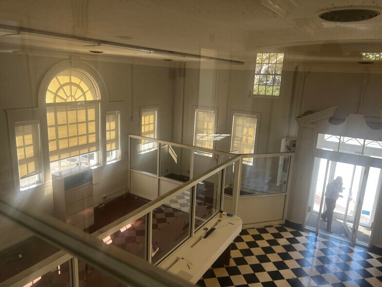 More Photos Of 257 New Dorp Ln, Staten Island Bank For Sale