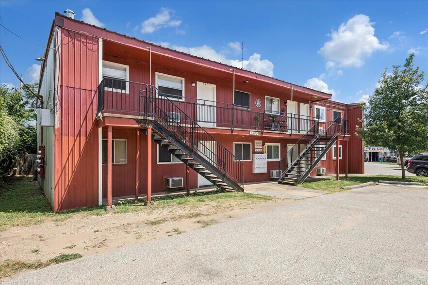 More Photos Of 6300 Monsanto Dr, Austin Apartments For Sale