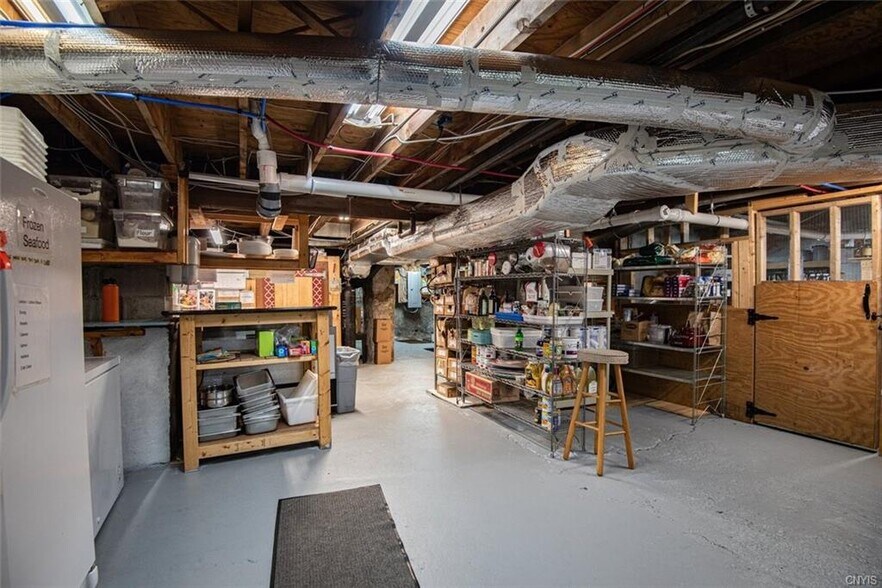 More Photos Of 417 W Dominick St, Rome Bar For Sale