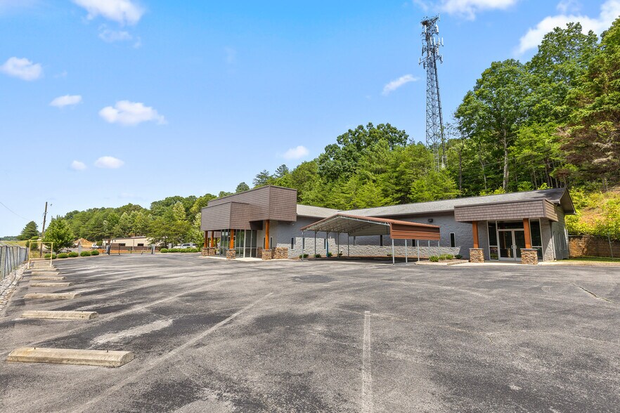 More Photos Of 12820 Dayton Pike, Soddy Daisy Medical For Lease