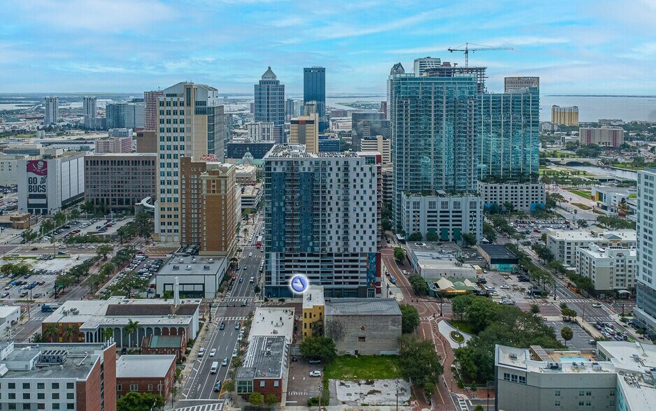 More Photos Of 306 E Tyler St, Tampa Medical For Lease