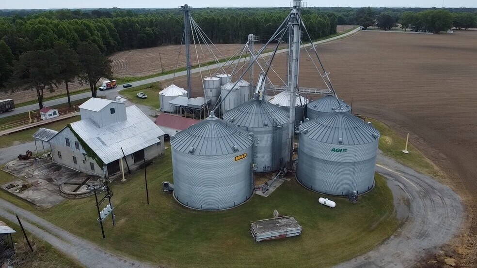 Primary Photo Of 249 Governors rd, Windsor Industrial For Sale