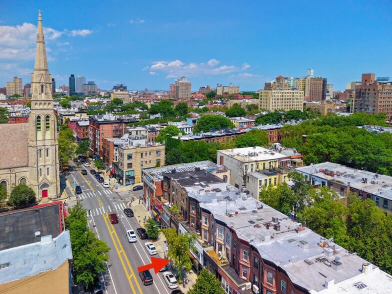 More Photos Of 137 7th Ave, Brooklyn Storefront Retail Residential For Sale