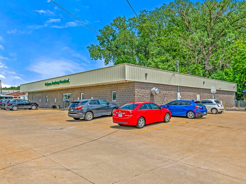 More Photos Of 3006 N Main St, East Peoria Daycare Center For Sale