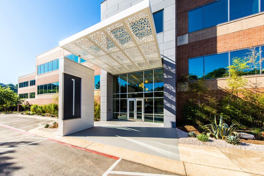 More Photos Of 6801 N Capital of Texas Hwy, Austin Unknown For Lease