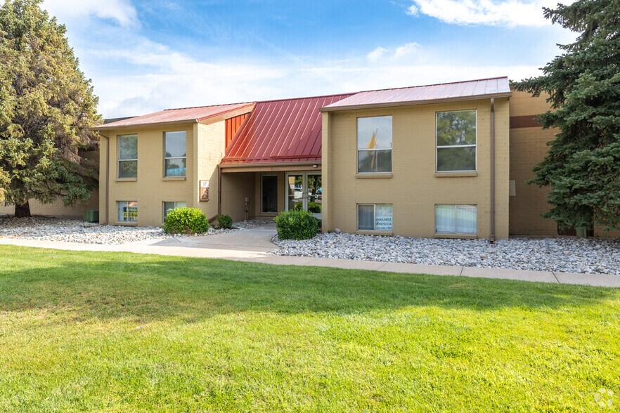More Photos Of 10650-10750 Irma Dr, Northglenn Warehouse For Lease