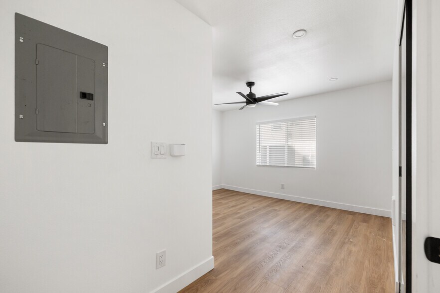 More Photos Of 416-420 Church Ave, Chula Vista Apartments For Sale