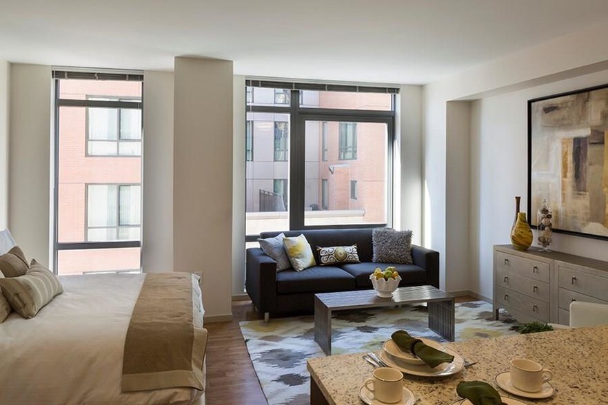 More Photos Of 110 Beverly St, Boston Apartments For Lease