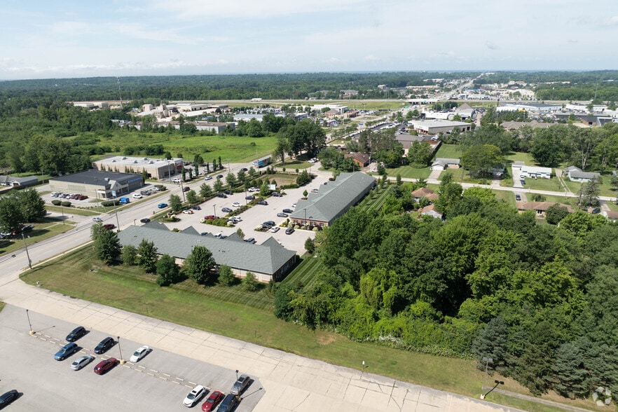 More Photos Of 2875 Center Rd, Brunswick Medical For Lease