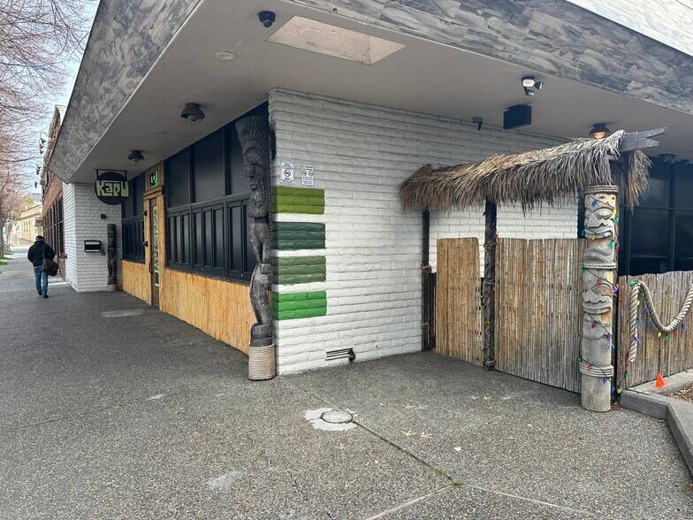 More Photos Of 132 Keller St, Petaluma Restaurant For Sale