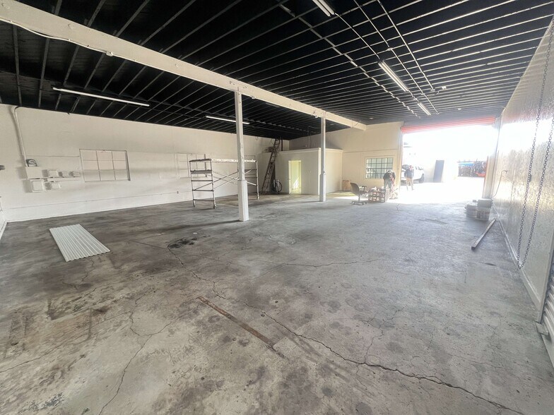 More Photos Of 2459 N Chico Ave, South El Monte Manufacturing For Lease