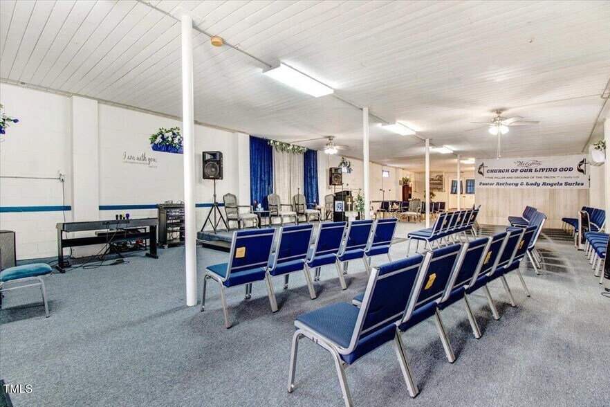 More Photos Of 103 Main St, Micro Specialty For Sale