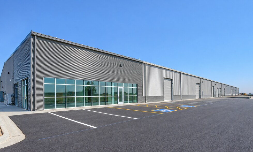 Primary Photo Of 2222 Cirrus, Prescott Warehouse For Sale