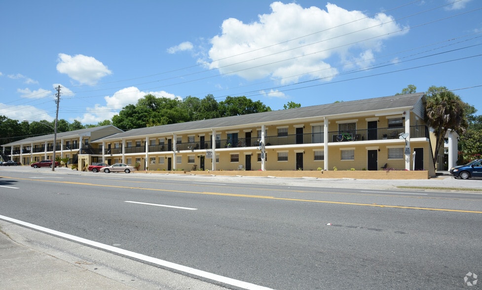 More Photos Of 706 W Dixie Ave, Leesburg Apartments For Sale