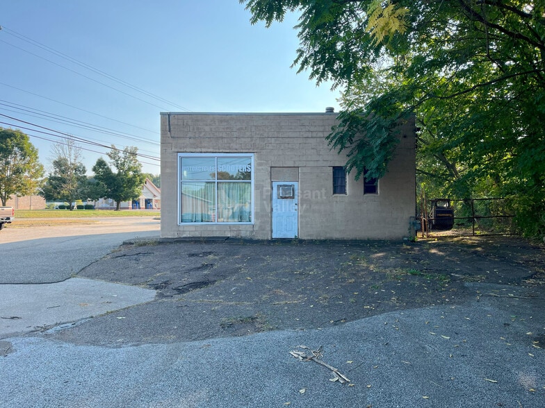 More Photos Of 4061 S Main St, Akron Auto Repair For Sale
