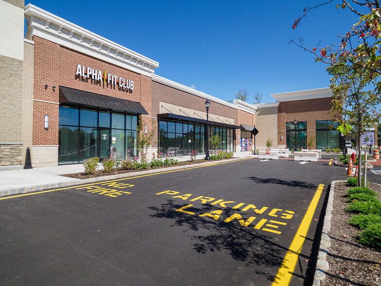 More Photos Of 1000 Saint Georges Ave, Avenel Bank For Lease