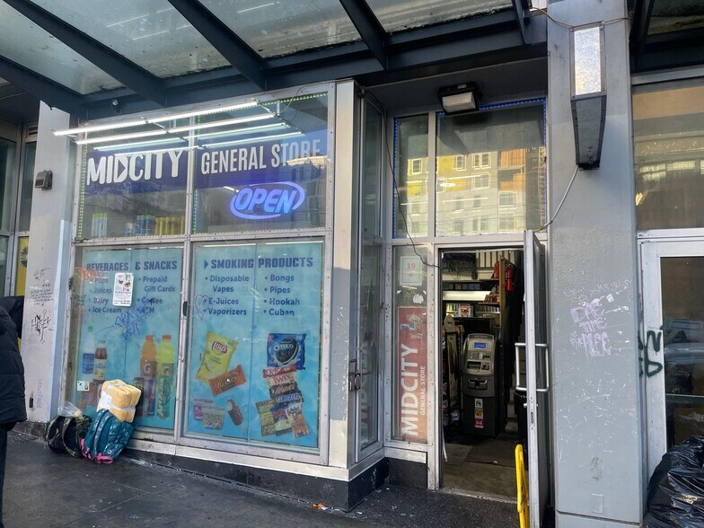 More Photos Of 138 E Hastings St, Vancouver Apartments For Sale