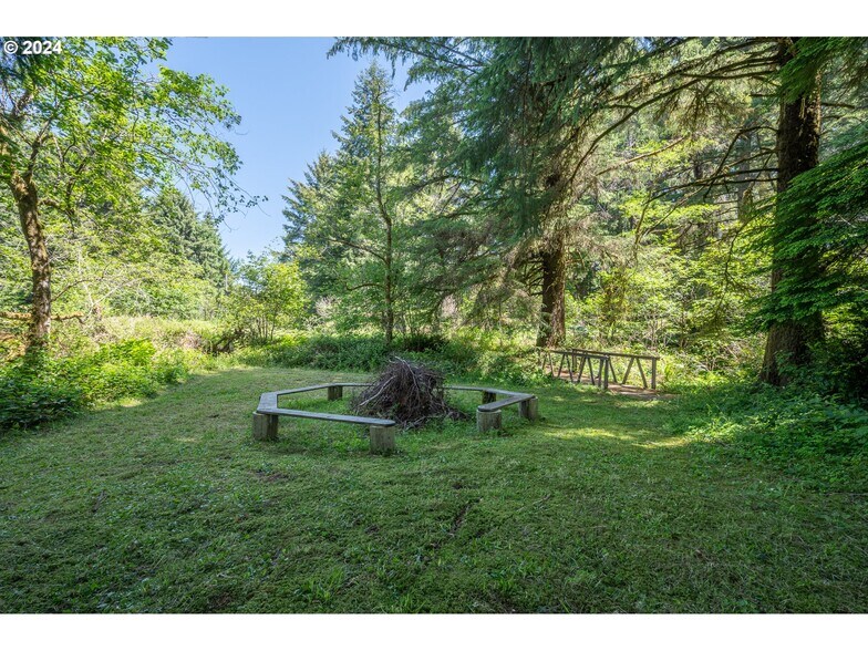 More Photos Of 58787 Hwy 101 hwy, Coos Bay Correctional Facility For Sale