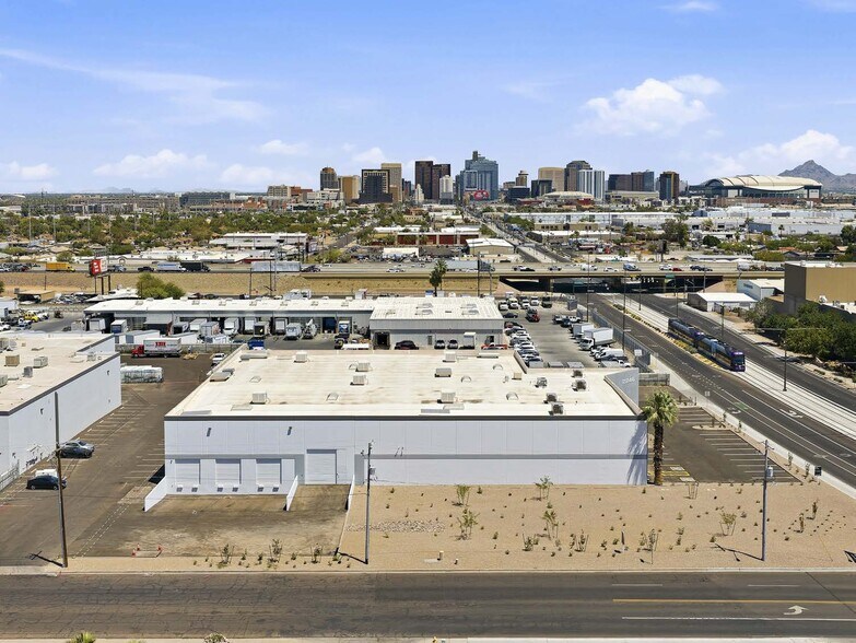 More Photos Of 2246 S Central Ave, Phoenix Distribution For Lease
