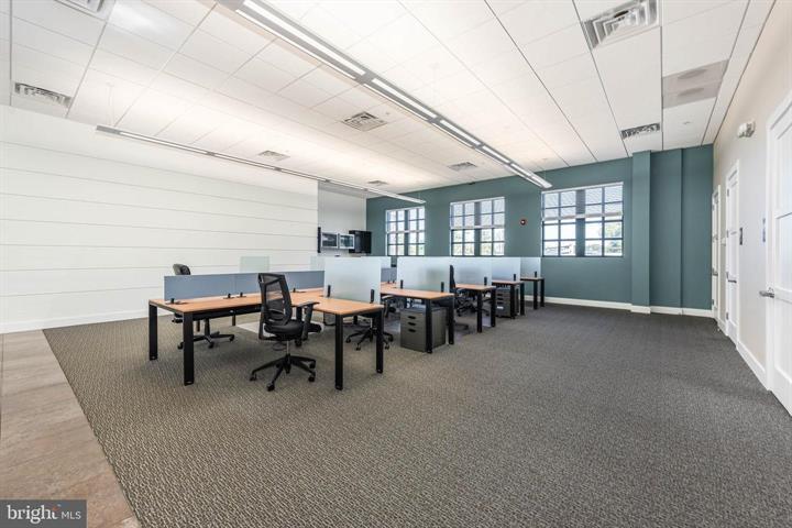 More Photos Of 2421 Mountain Rd, Pasadena Medical For Sale