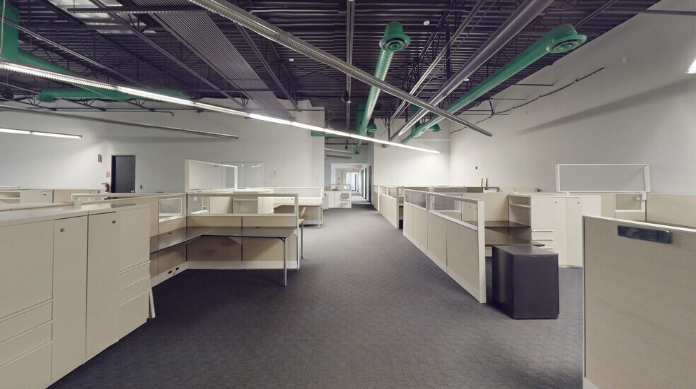 More Photos Of 4323 E Cotton Center Blvd, Phoenix Light Manufacturing For Lease