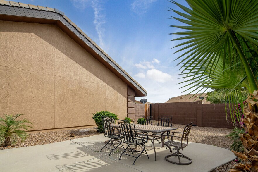 More Photos Of 6521 E University Dr, Mesa Apartments For Sale